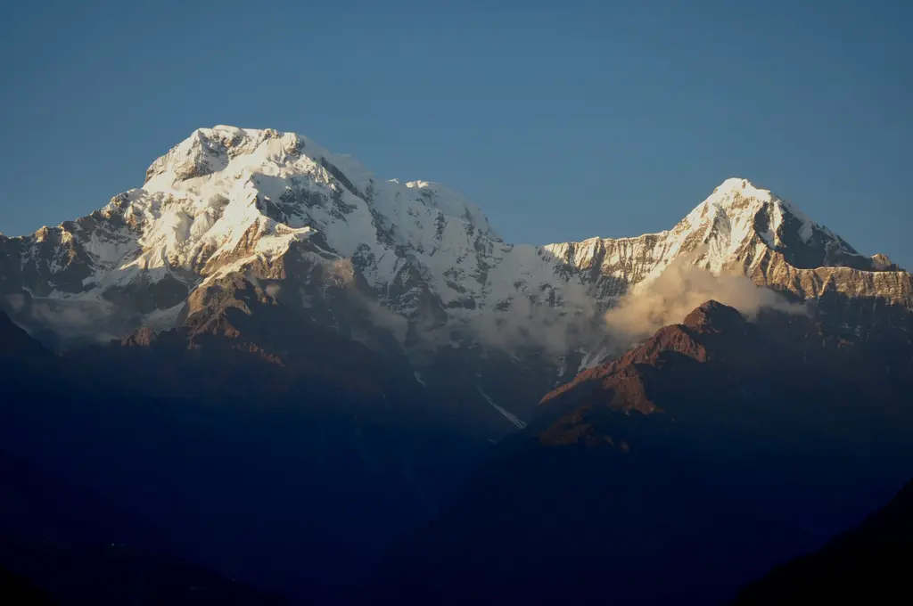 16 Tage Indien - Bhutan - Nepal: Taj Mahal-Bergklöster-Tempel-Kulisse des Himalaya
