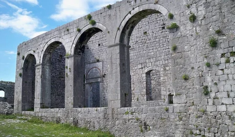 Albanien Reise - Burg Rozafa bei Shkodra
