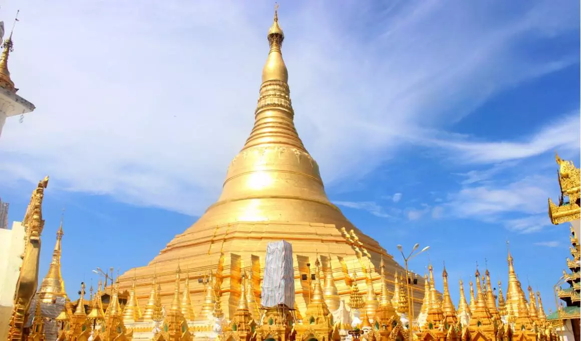 Glanzlichter Myanmars: Rundreise durch das Goldene Land